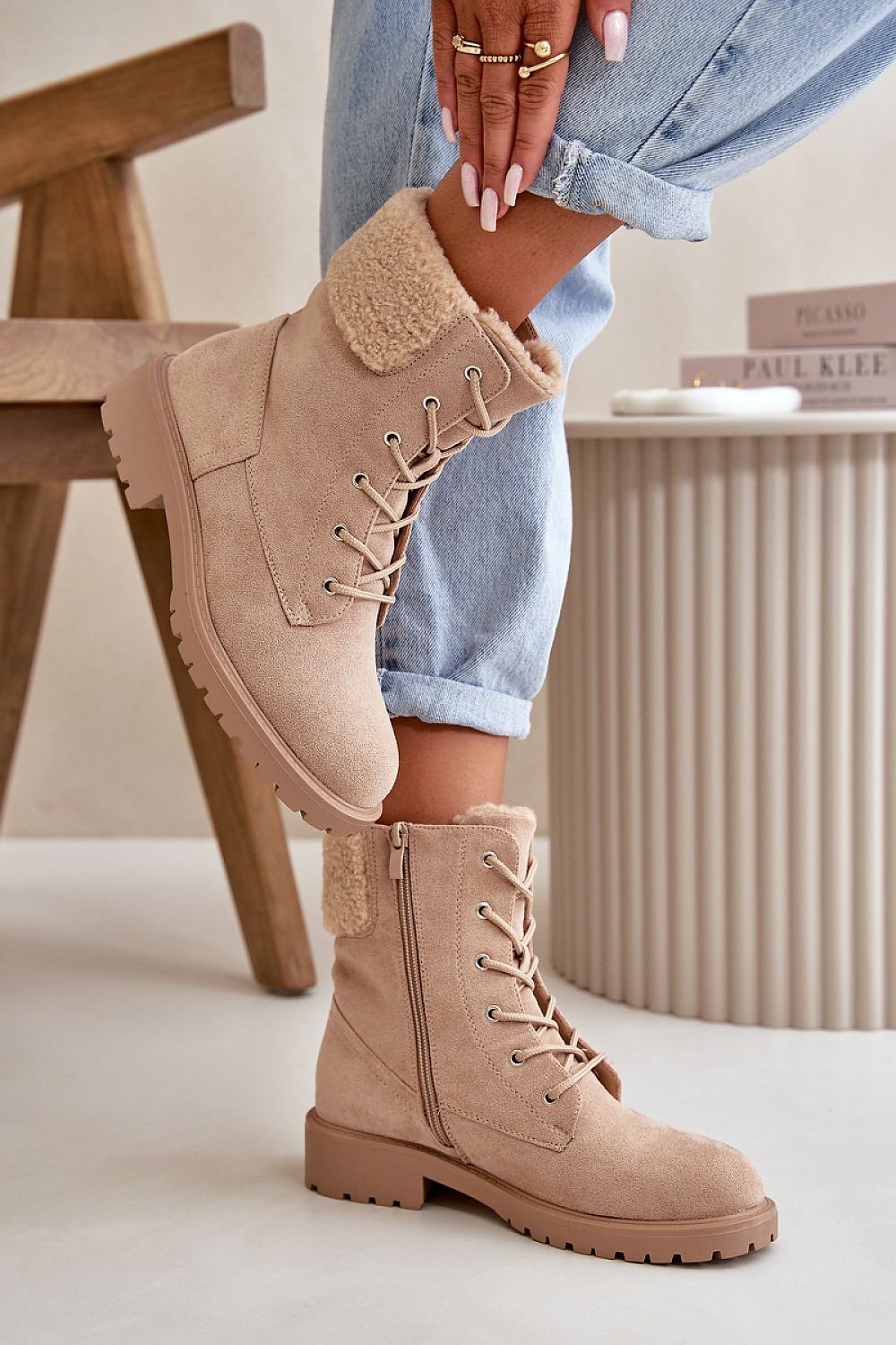  Boot model 199082 Step in style 