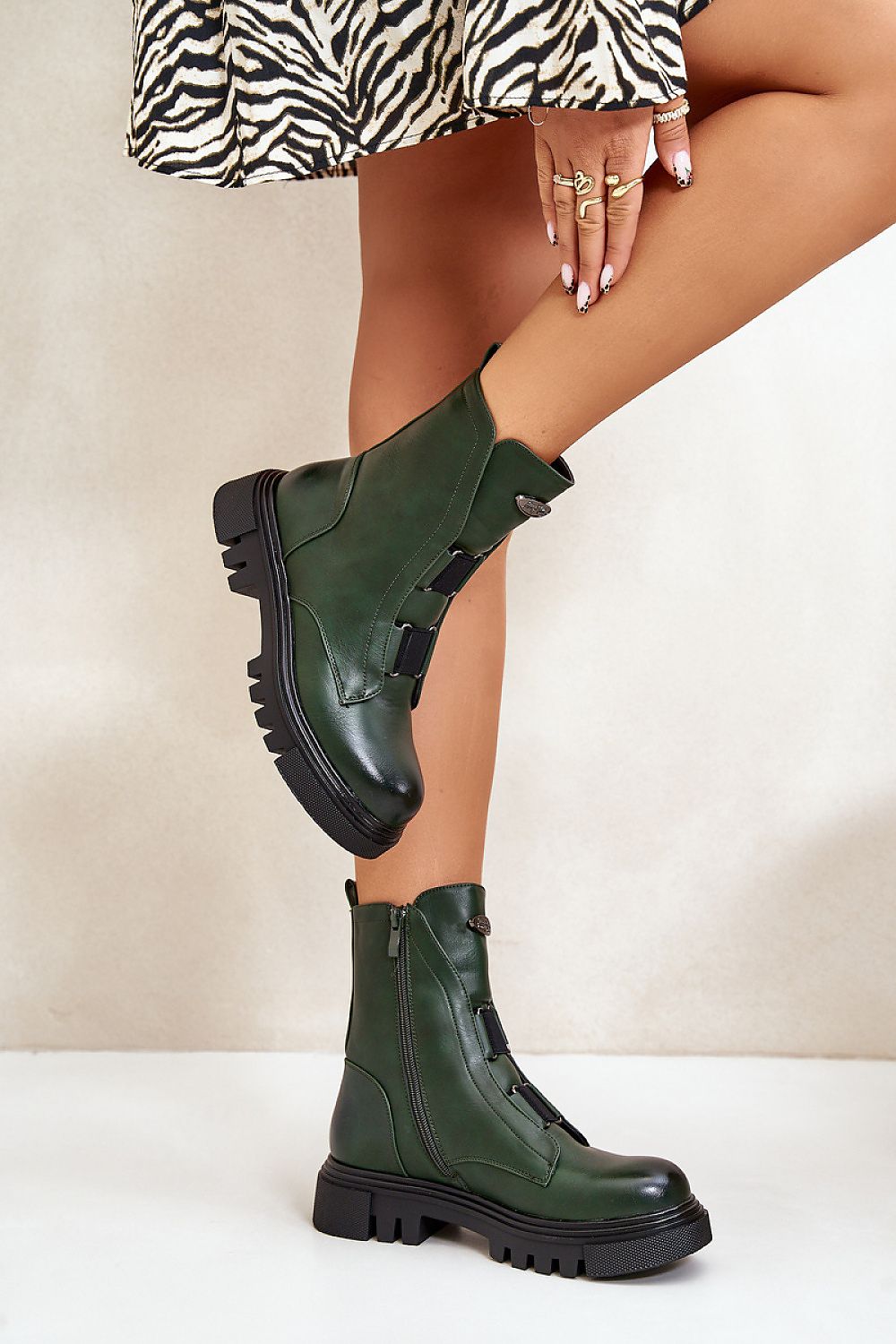  Boot model 200104 Step in style 
