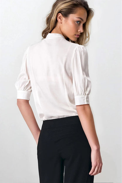  Bluse model 216912 Nife 